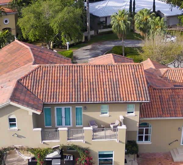 Professional Roof Pressure Washing Services Florida